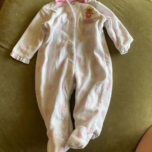 6M pink and white footie pajama with bear stitch